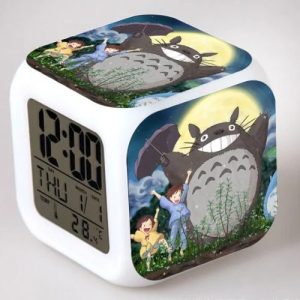 Réveil Totoro Heureux