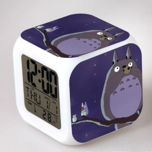 Réveil Totoro Branche