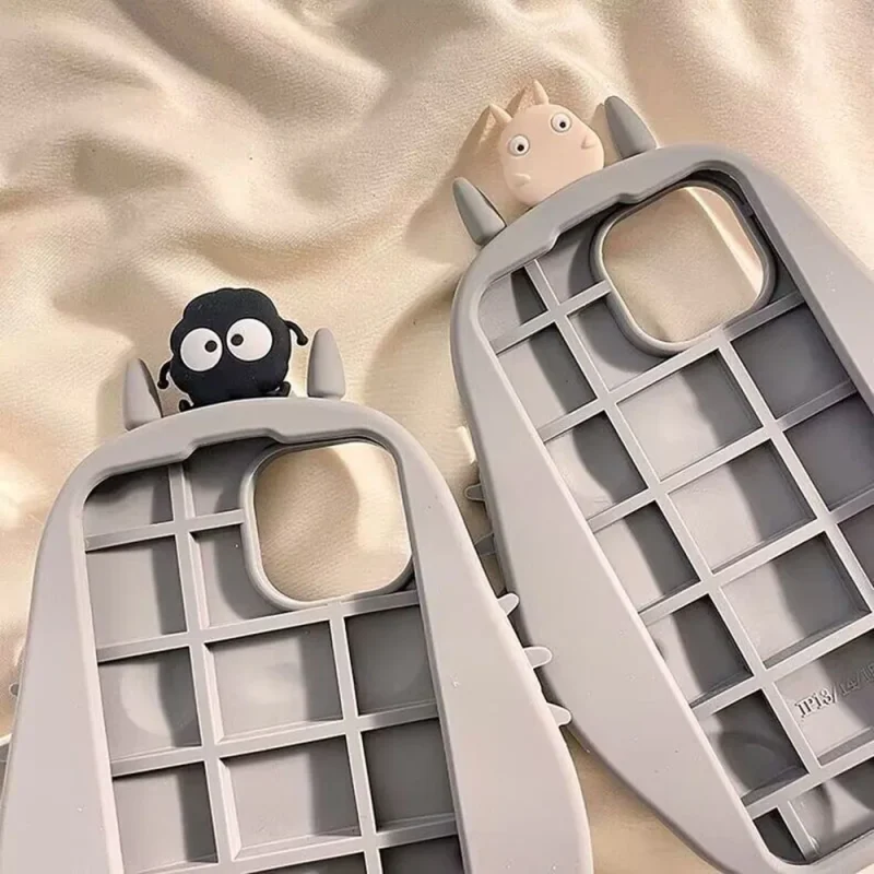 Coque Téléphone Totoro Chibi – Image 2
