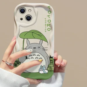Coque iPhone Totoro Dessin Feuille